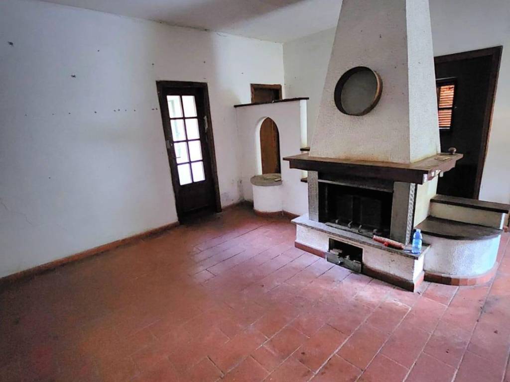 casa indipendente in vendita a Calci