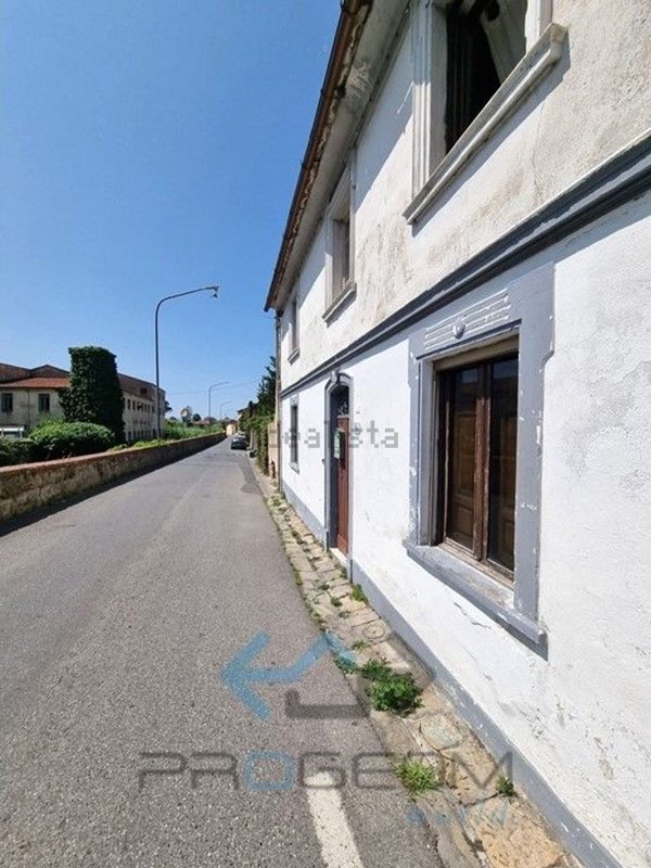 casa indipendente in vendita a Calci