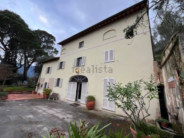 casa indipendente in vendita a Calci