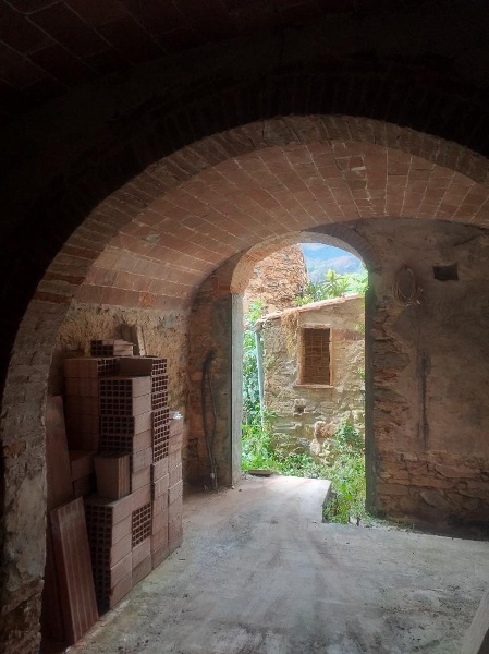 casale in vendita a Calci