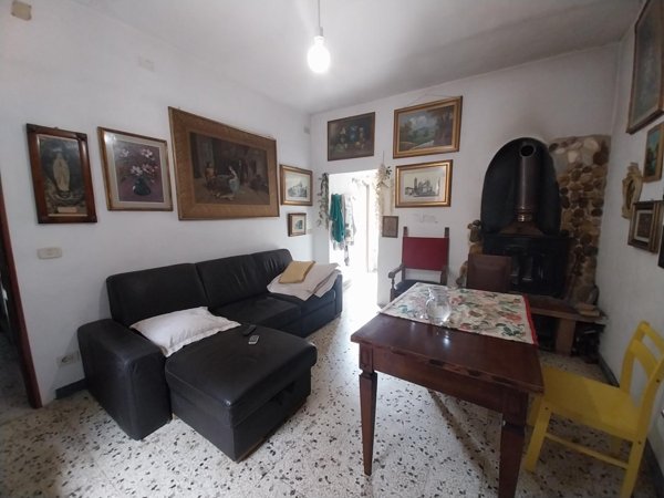 casa indipendente in vendita a Calci