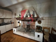 casa indipendente in vendita a Calci