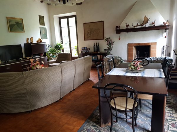 casa indipendente in vendita a Calci