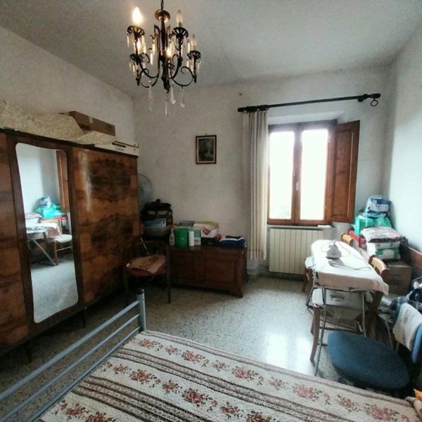 intera palazzina in vendita a Calci