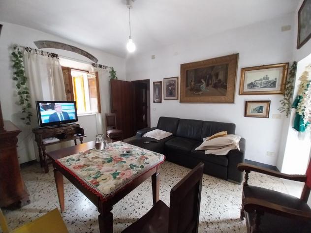 casa indipendente in vendita a Calci