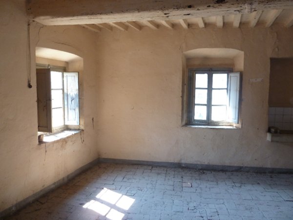 casale in vendita a Calci
