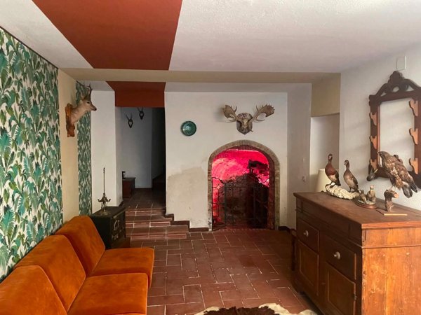 casa indipendente in vendita a Calci