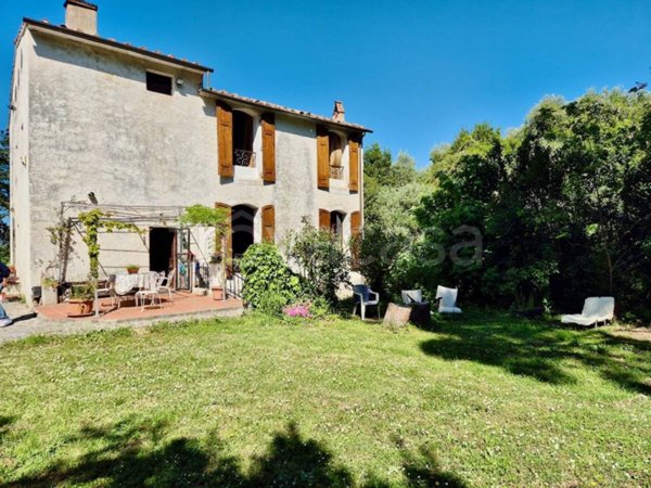 casa indipendente in vendita a Calci