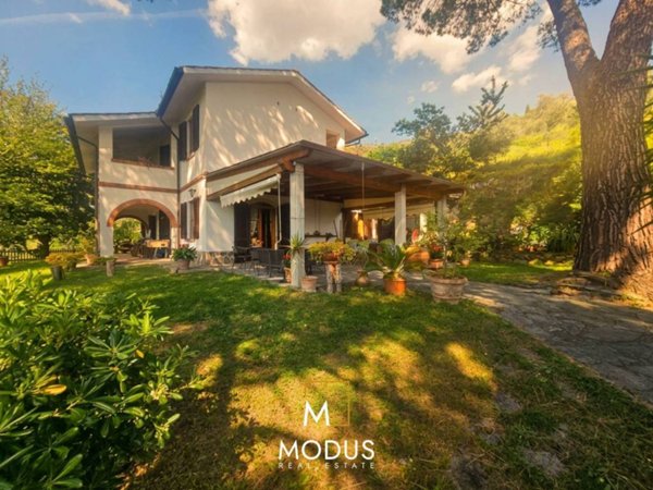 casa indipendente in vendita a Calci in zona Villa