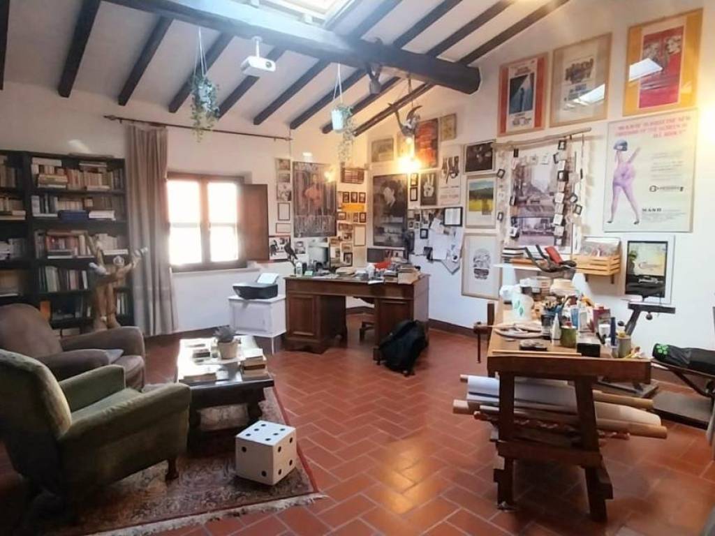 casa indipendente in vendita a Calci