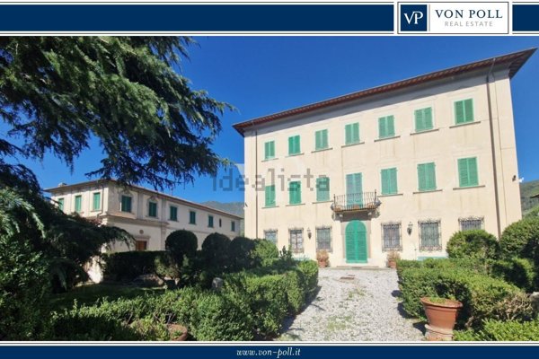 villa in vendita a Calci in zona Villa