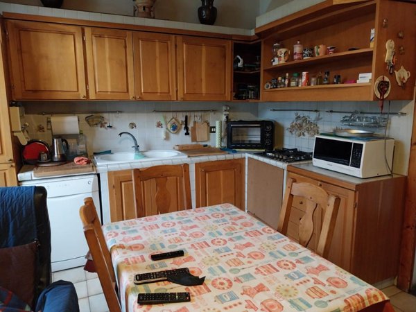 casa semindipendente in vendita a Calci