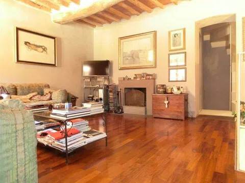 casa indipendente in vendita a Calci in zona Villa