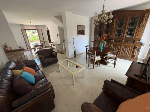 casa indipendente in vendita a Calci in zona Villa