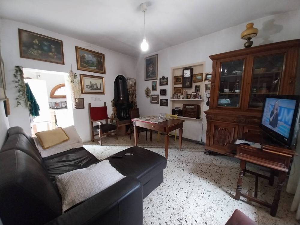casa indipendente in vendita a Calci in zona Villa
