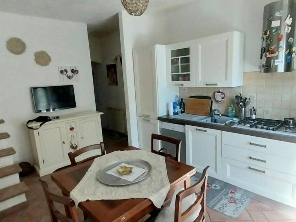 casa indipendente in vendita a Calci in zona Villa