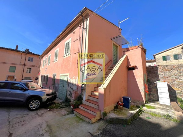appartamento in vendita a Calci in zona Villa
