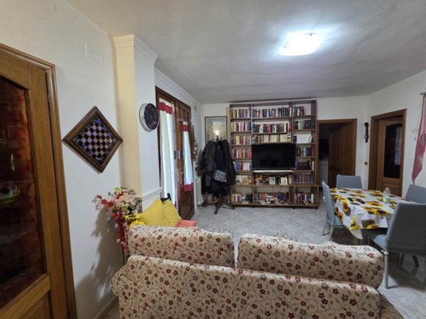 appartamento in vendita a Calci in zona Villa