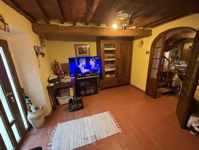 casa indipendente in vendita a Calci in zona Villa