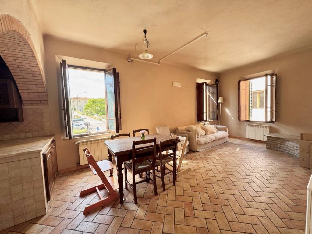 appartamento in vendita a Calci in zona Villa