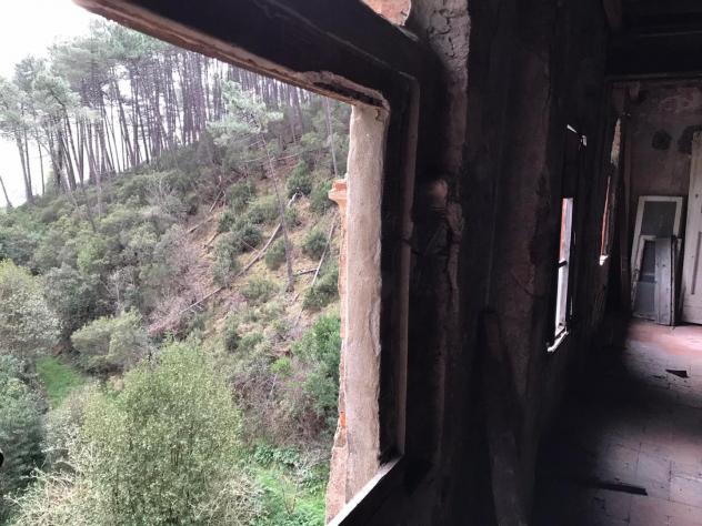casa indipendente in vendita a Calci in zona Villa