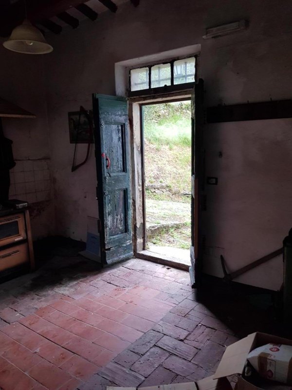 casale in vendita a Calci in zona Villa