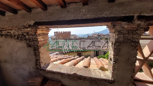 casa indipendente in vendita a Calci in zona Montemagno