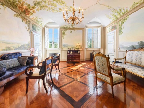 villa in vendita a Calci in zona Villa