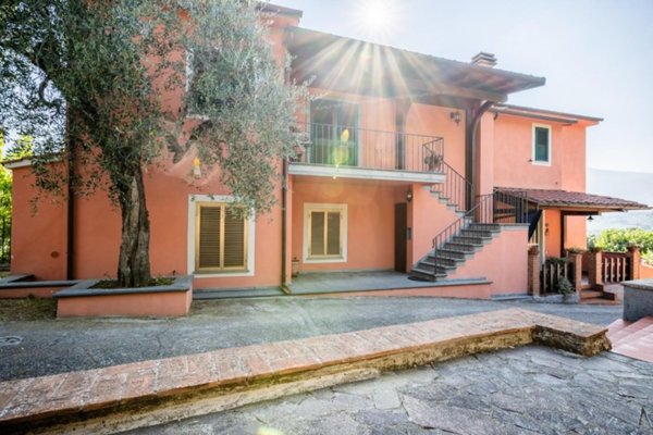 appartamento in vendita a Calci in zona Villa