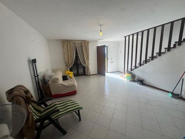 casa indipendente in vendita a Calci in zona Villa