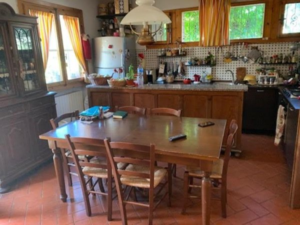 casa indipendente in vendita a Calci in zona Villa