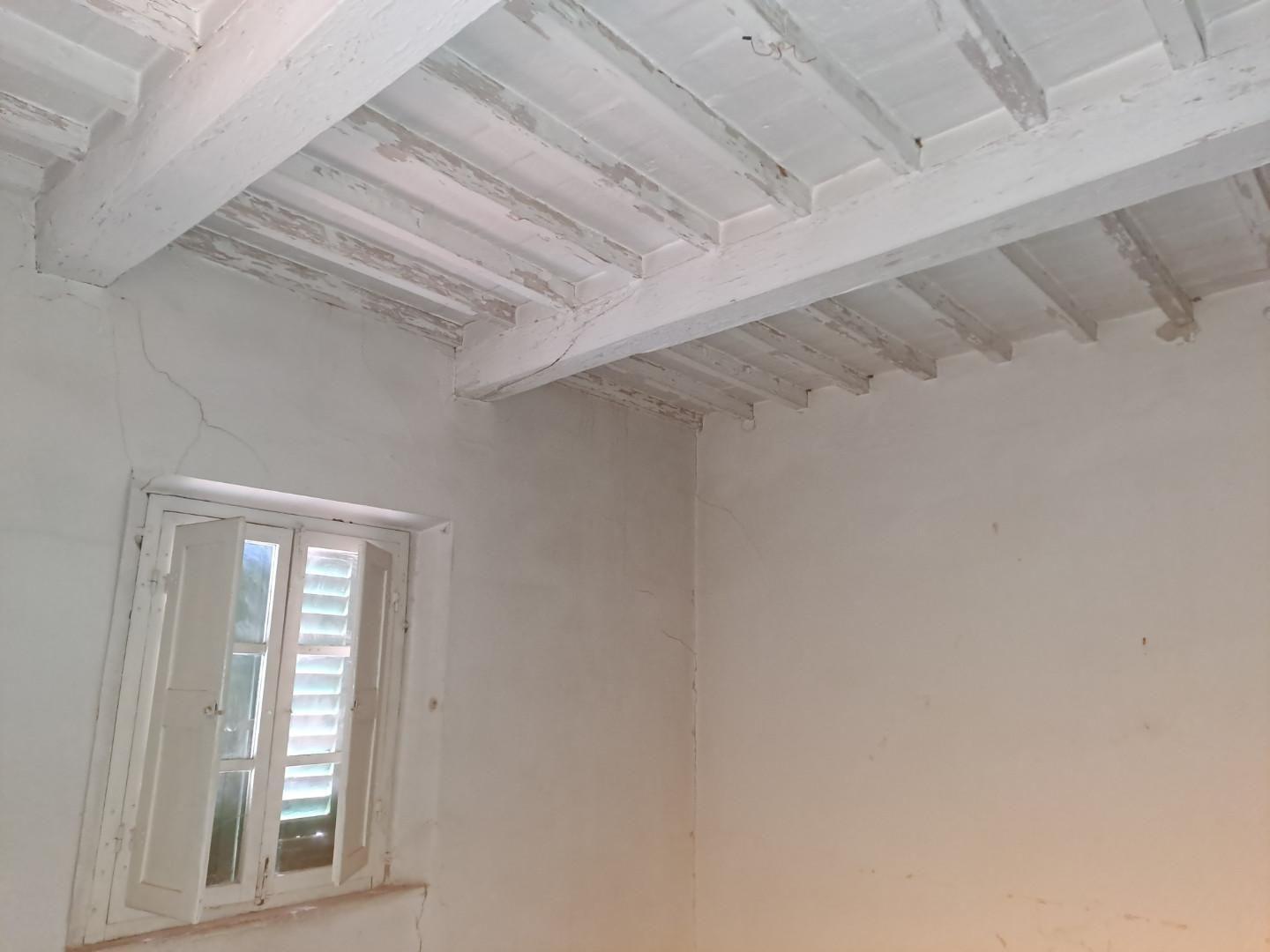intera palazzina in vendita a Calci in zona Villa