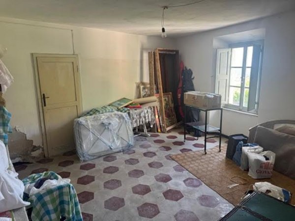casa semindipendente in vendita a Calci in zona Villa