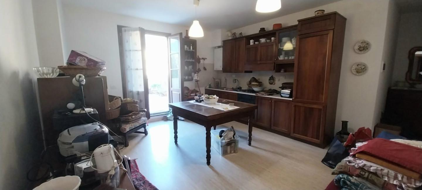 appartamento in vendita a Calci in zona Villa