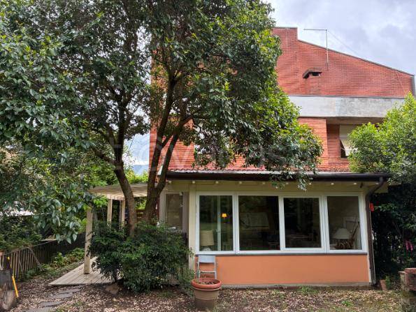 casa indipendente in vendita a Calci in zona Villa