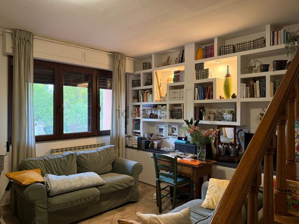 casa indipendente in vendita a Calci in zona Villa