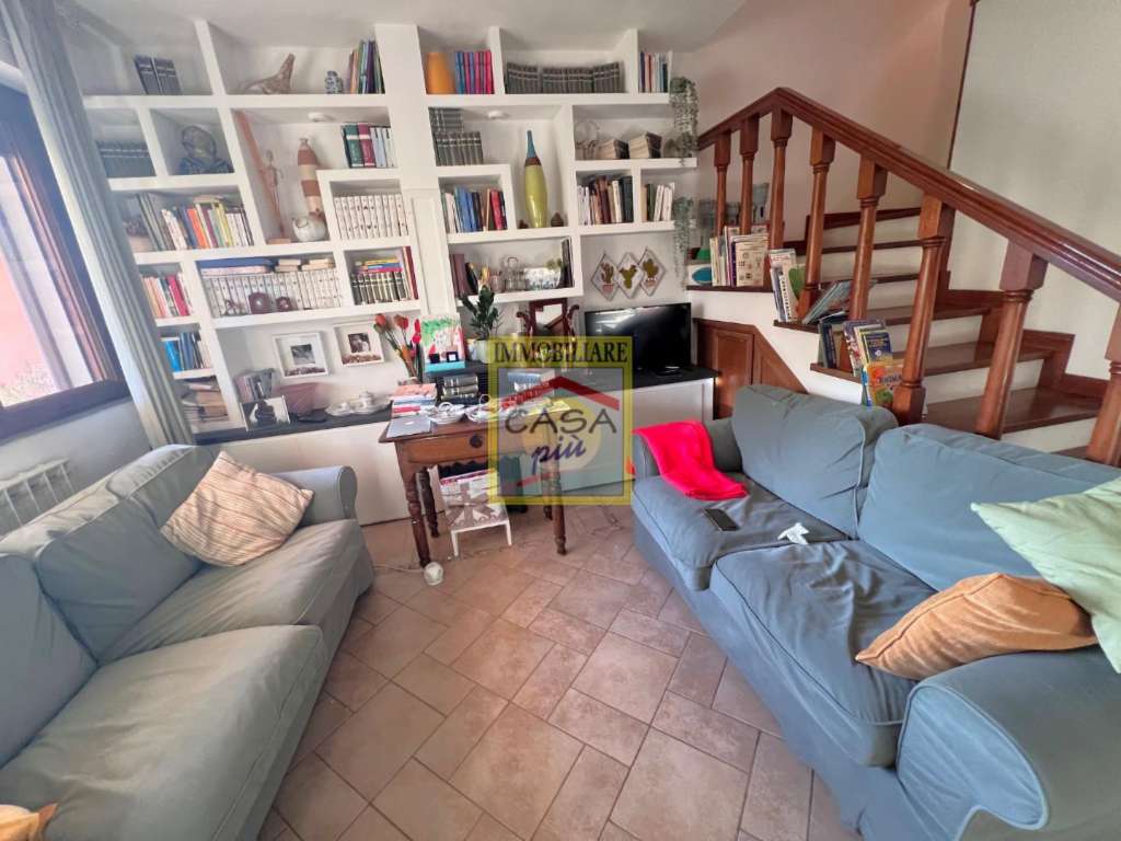 casa indipendente in vendita a Calci in zona Villa