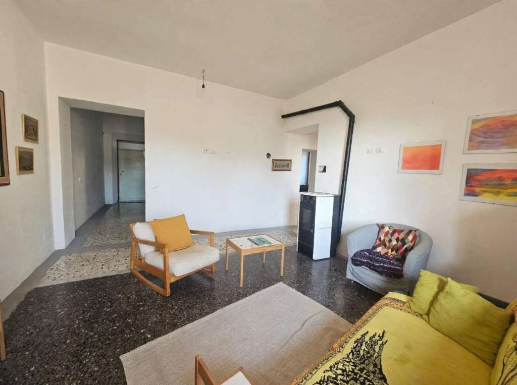 appartamento in vendita a Calci in zona Villa