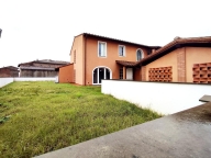 casa indipendente in vendita a Calcinaia