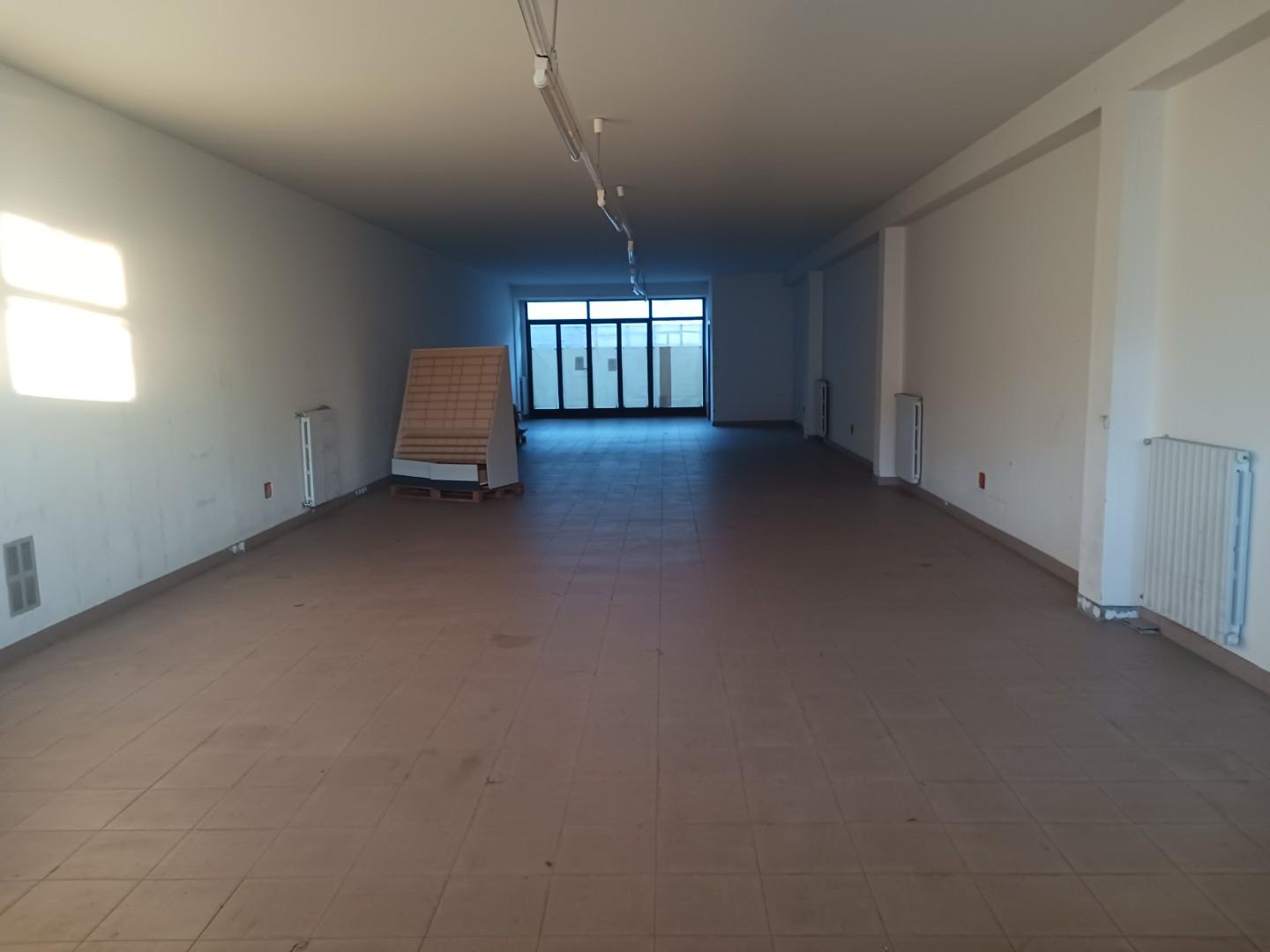 locale di sgombero in vendita a Calcinaia