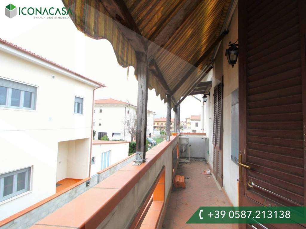 appartamento in vendita a Calcinaia in zona Fornacette