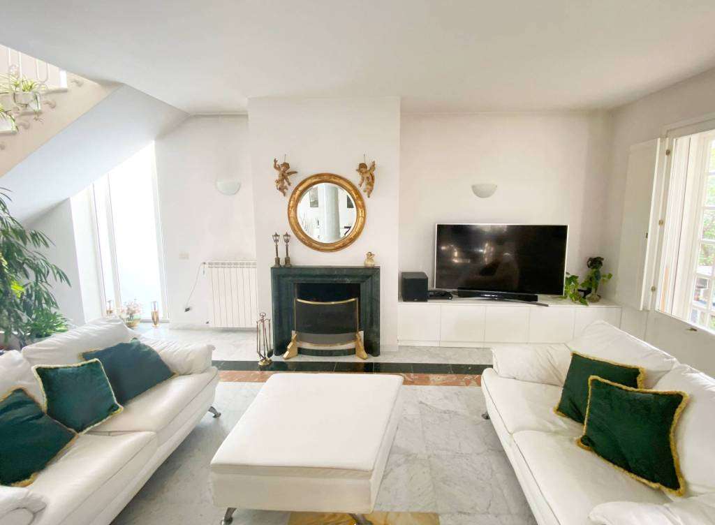 casa indipendente in vendita a Calcinaia