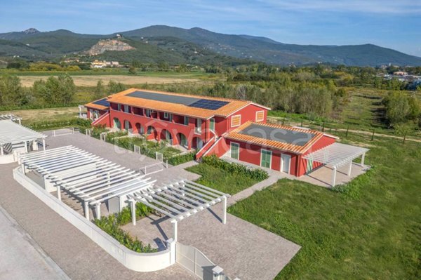 casa indipendente in vendita a Calcinaia in zona Fornacette