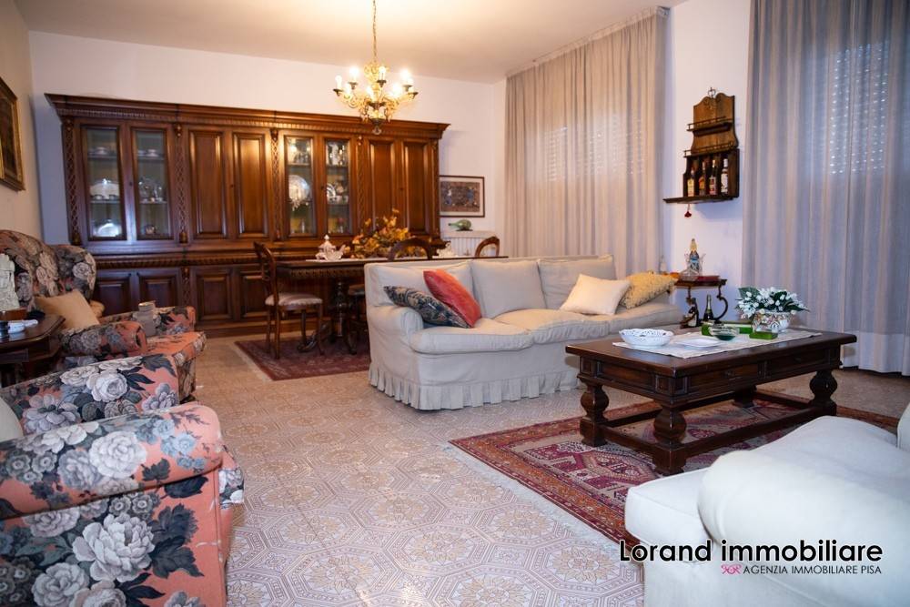 casa indipendente in vendita a Calcinaia in zona Fornacette