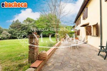 casa indipendente in vendita a Calcinaia