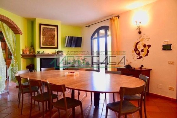 casa indipendente in vendita a Calcinaia