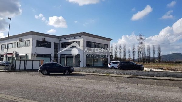ufficio in vendita a Calcinaia