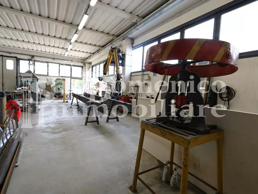 ufficio in vendita a Calcinaia