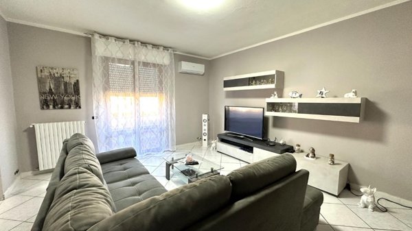 appartamento in vendita a Calcinaia in zona Fornacette