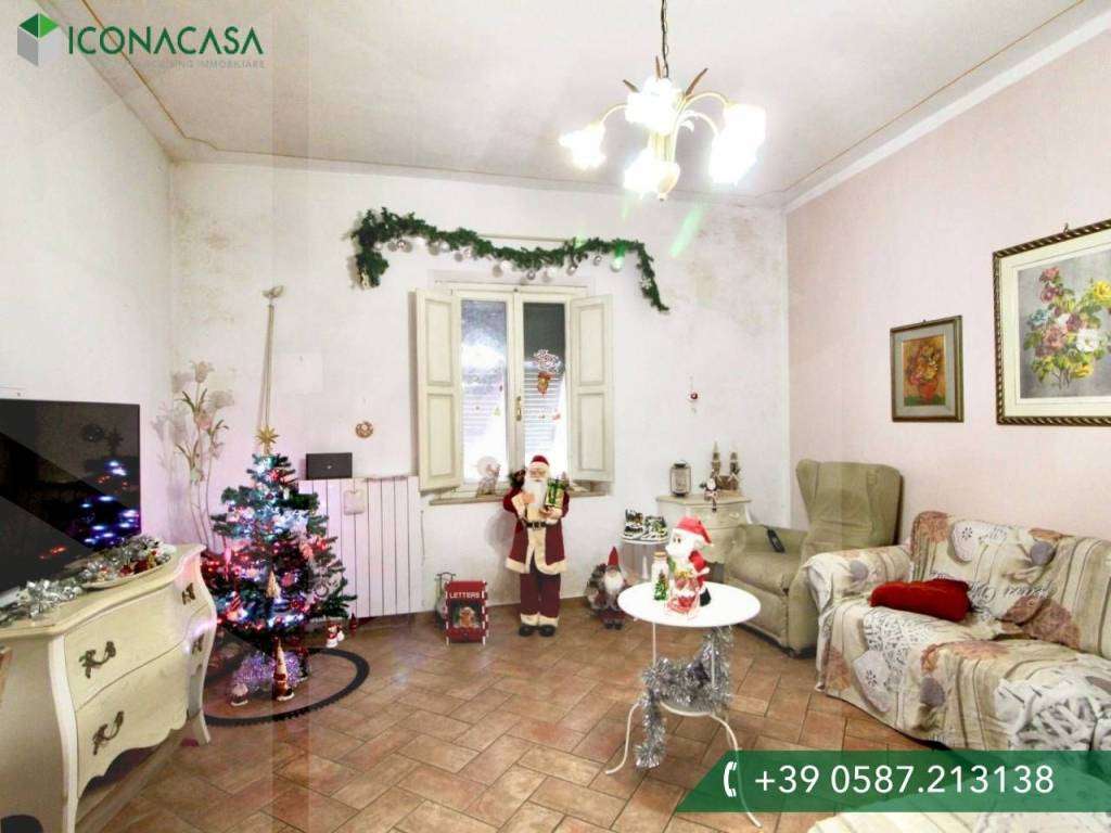 intera palazzina in vendita a Calcinaia